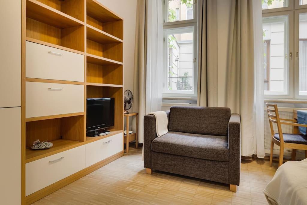Deluxe In Prime Location Apartmán *